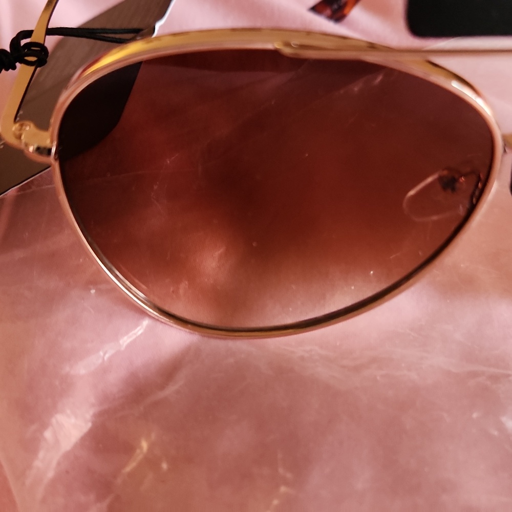 Forever 21 Accessories - Picture 6 of 7